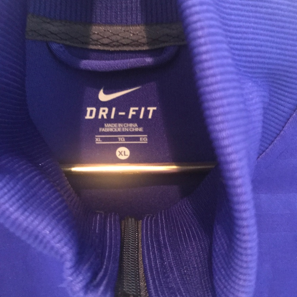 Nike jacket - Picture 5 of 7